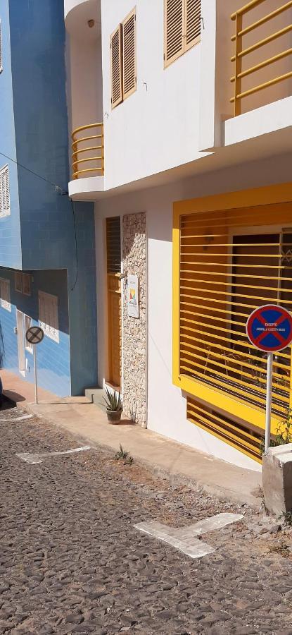 Apartamento Xandinha Amwilla Guesthouse ミンデロ エクステリア 写真