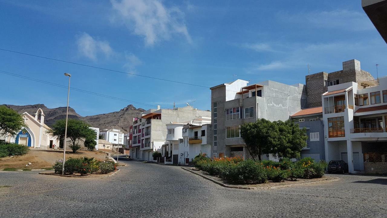 Apartamento Xandinha Amwilla Guesthouse ミンデロ エクステリア 写真